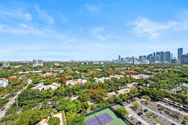 Building Photo - 2475 Brickell Ave