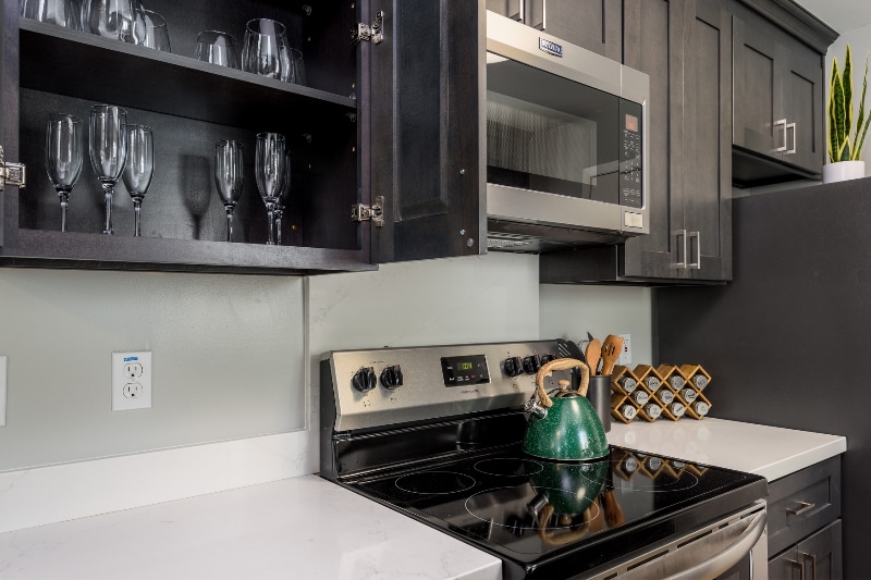 Building Photo - 1176 King St