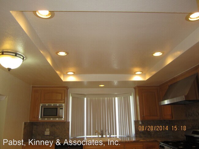 Building Photo - 4 br, 3 bath House - 14532 SOUTHFIELD DR.