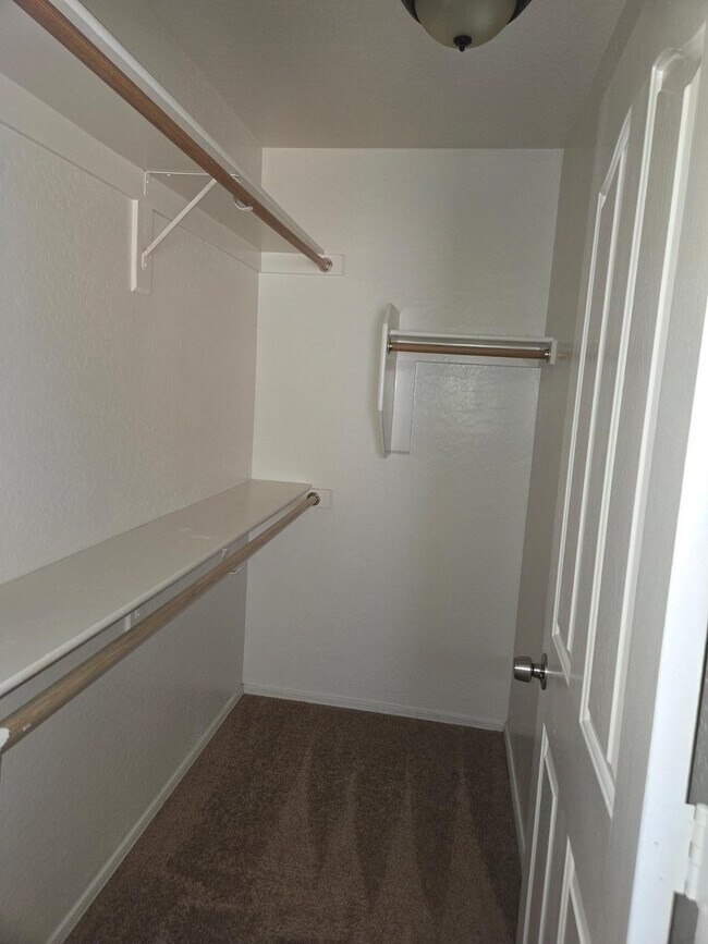 Building Photo - 229 S 125th Ave