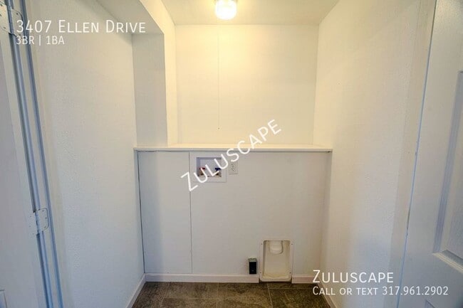 Building Photo - 3407 Ellen Dr