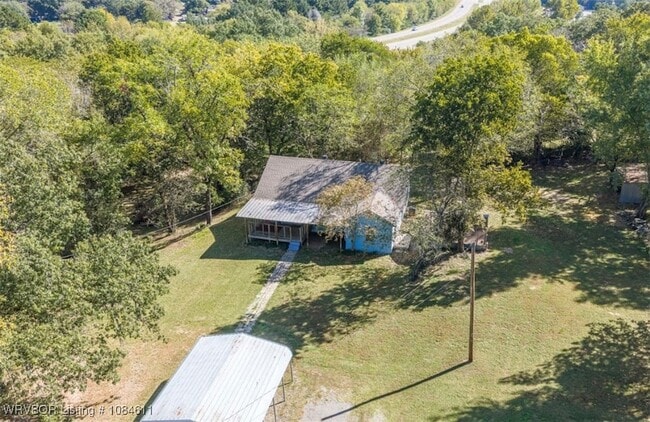 Building Photo - 15615 Hopewell Way