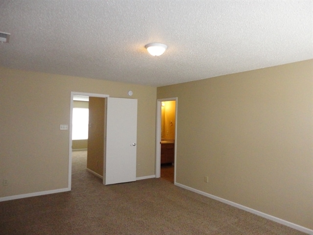 Building Photo - 920 Belvedere Dr