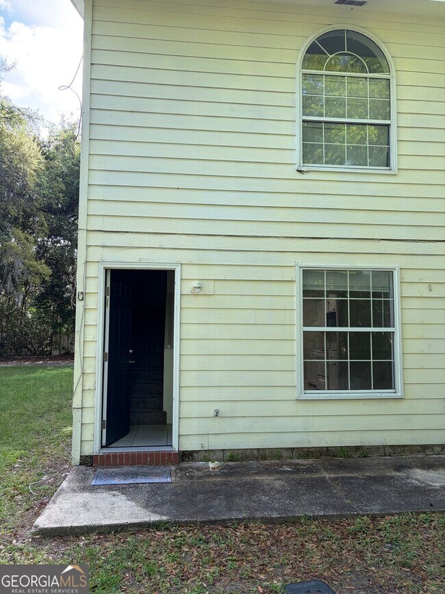 Building Photo - 724 Morningside Ln