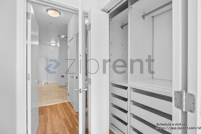 Building Photo - 1755 Broadway