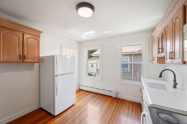 Building Photo - 62-64 Flett Rd