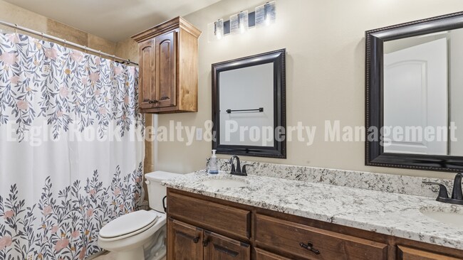 Building Photo - Owasso Executive Home for Rent (6beds/3.5baths)