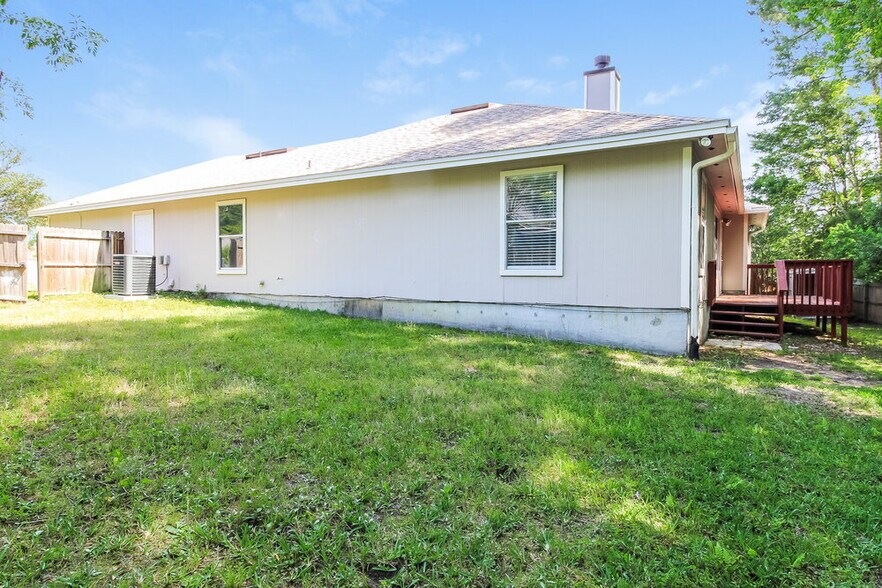 Building Photo - 493 Heron Nest Point