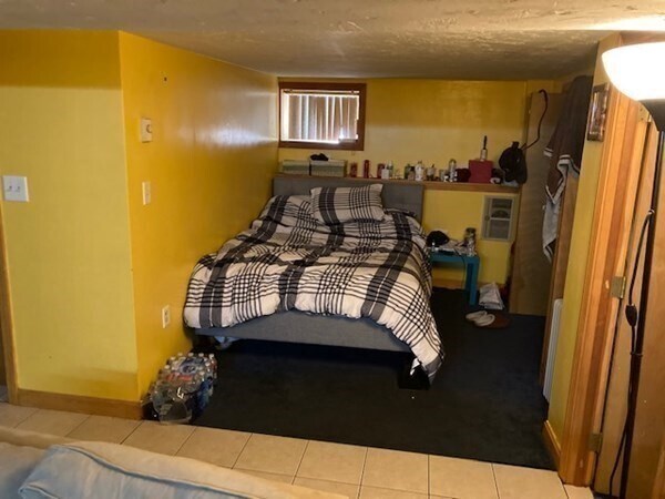 Building Photo - 14 Shakespeare Rd