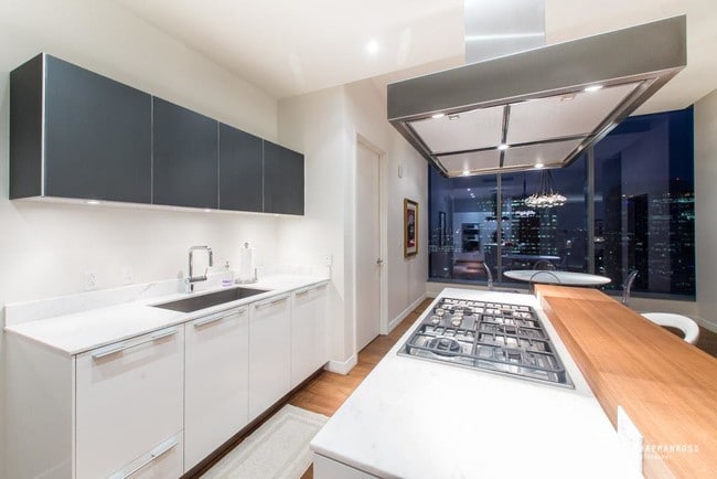 Building Photo - 210 Lavaca St