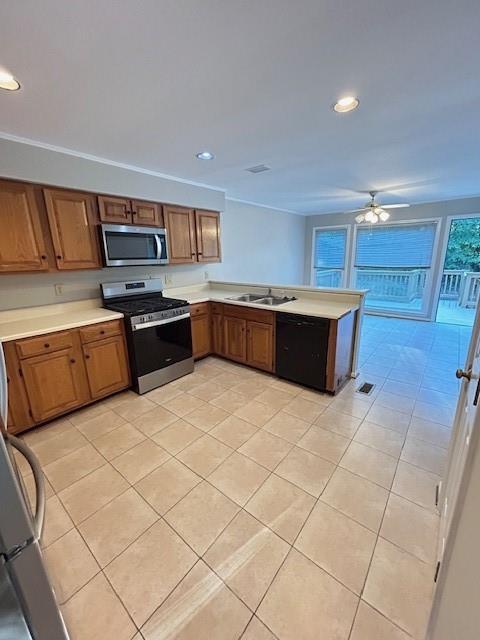 Building Photo - 447 Guilford Cir