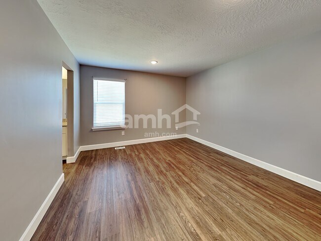 Building Photo - 2373 Buckskin Way