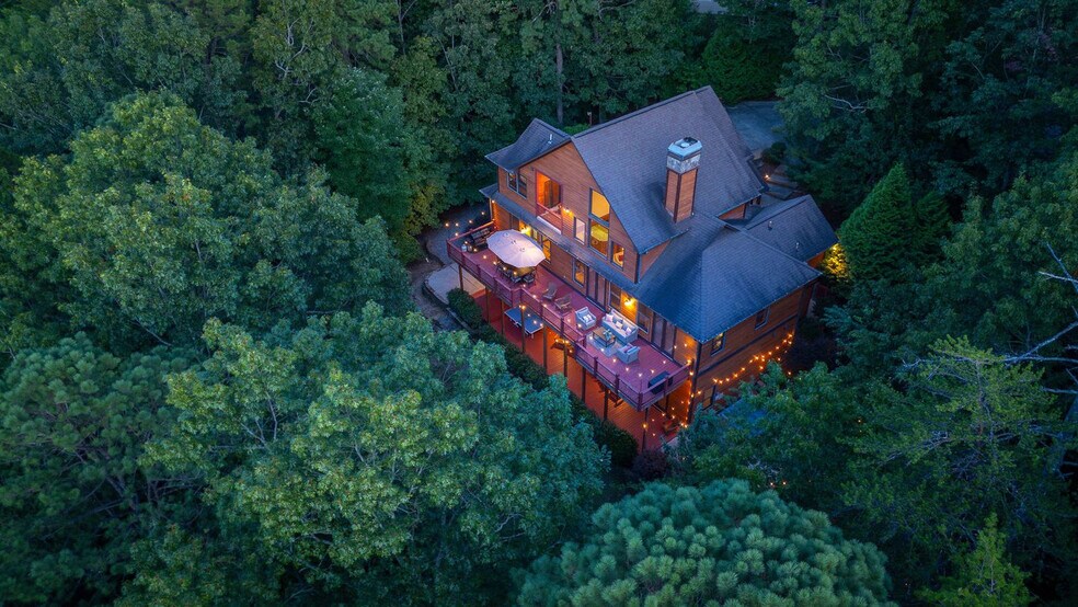 Building Photo - 357 Wilfar Strasse