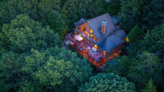 Building Photo - 357 Wilfar Strasse