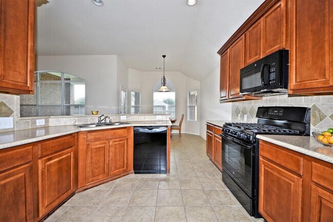 Building Photo - 5427 Persimmon Pass