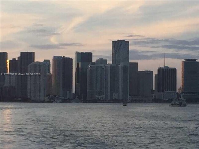 Building Photo - 50 Biscayne Blvd