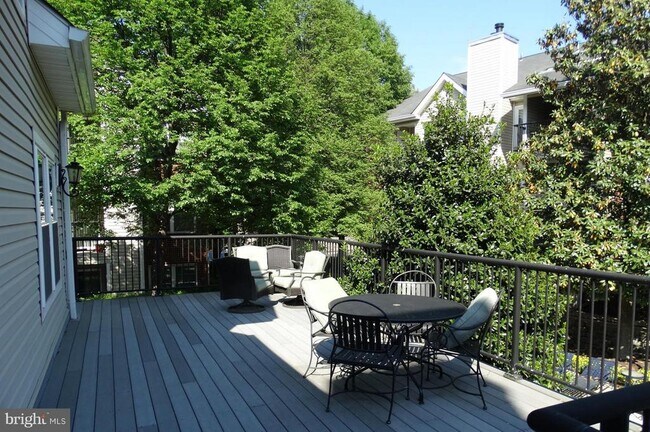 Building Photo - 3310 Wyndham Cir