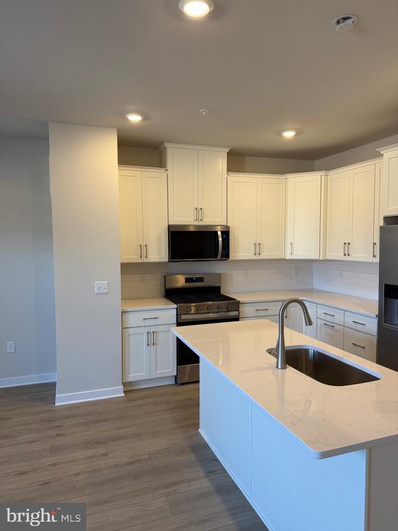 Building Photo - 115 Abramo Victor Dr