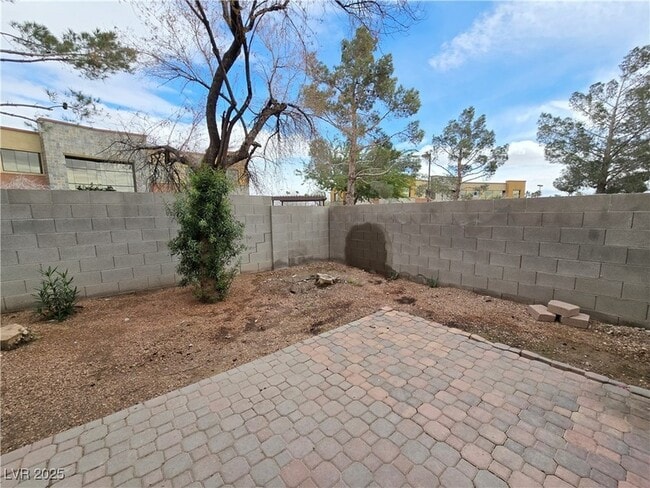 Building Photo - 7554 Durham Hall Ave