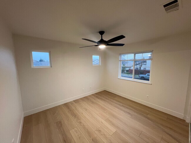 Building Photo - COMING SOON! AVAILABLE 02/01/2026! IMMACULATE BRENTWOOD GARIN RANCH 4-BEDROOM RENTAL!