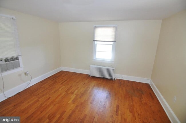 Building Photo - 204 Bellview Ave