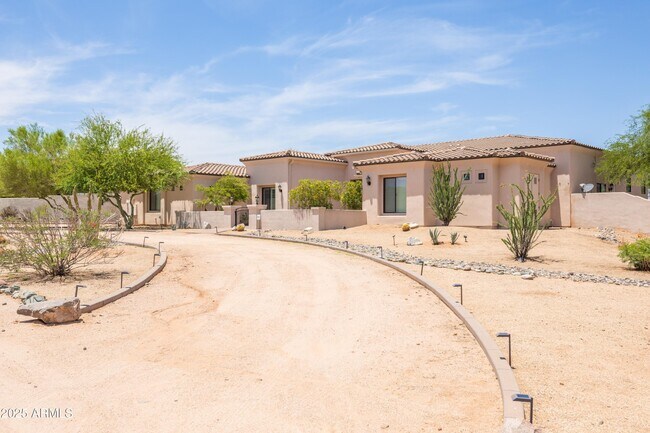 Building Photo - 16246 E Gamble Ln