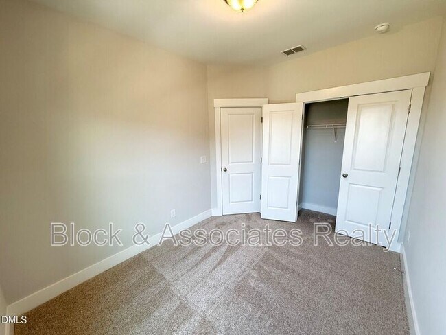 Building Photo - 776 Ballyneal Aly