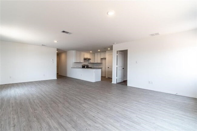 Building Photo - 2302 Medusa Dr