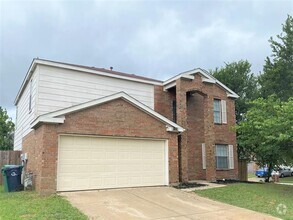 Building Photo - 1125 Greenbend Dr