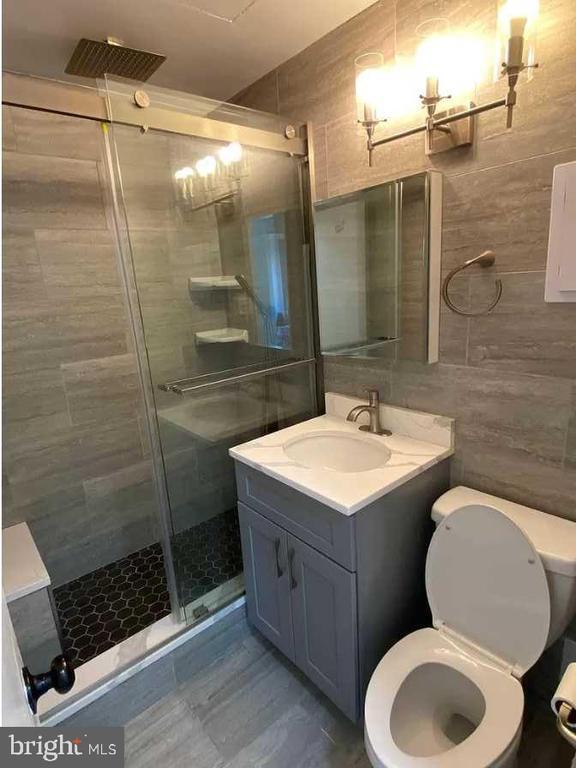 Building Photo - 1011 Arlington Blvd