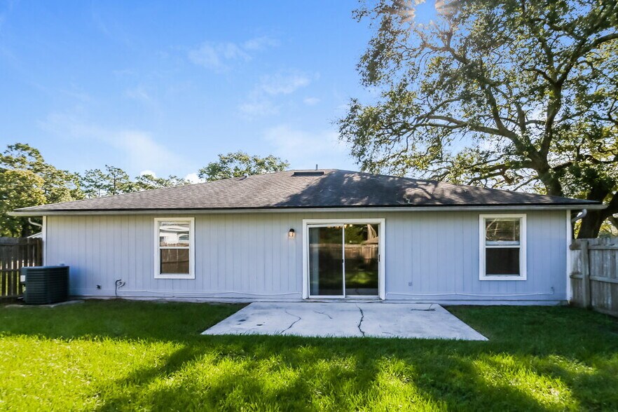 Building Photo - 2632 McCormick Woods Ct