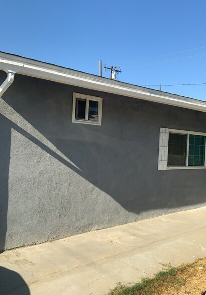 Building Photo - 3348 Friendswood Ave