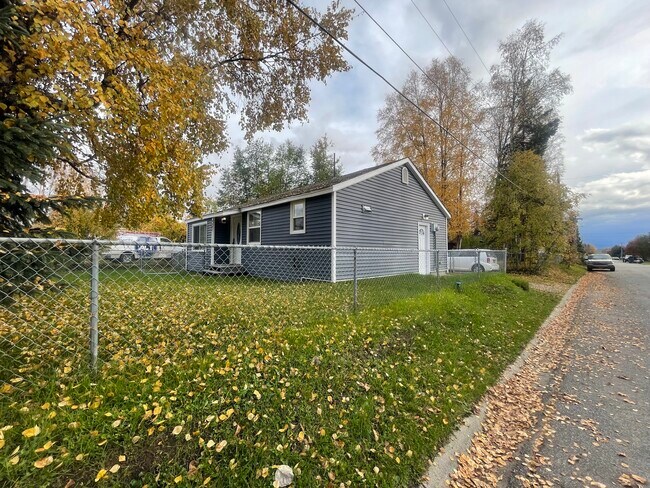 Building Photo - 4502 Klondike Court