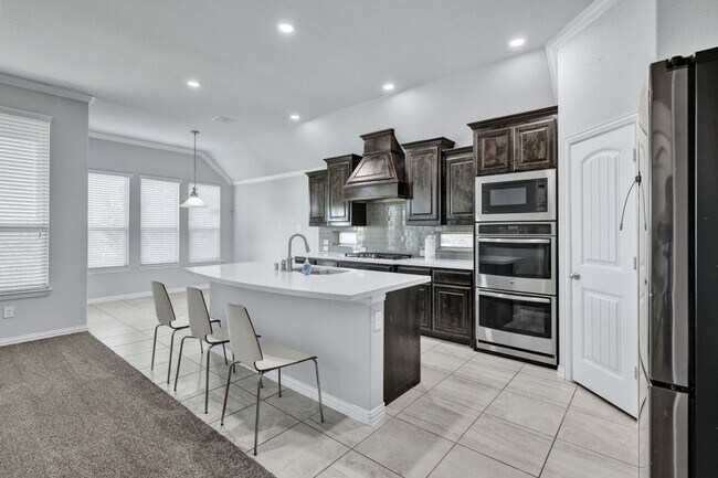 Building Photo - 16117 Gladewater Terrace