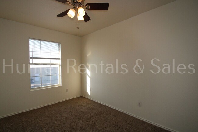 Building Photo - Don't Miss Out!