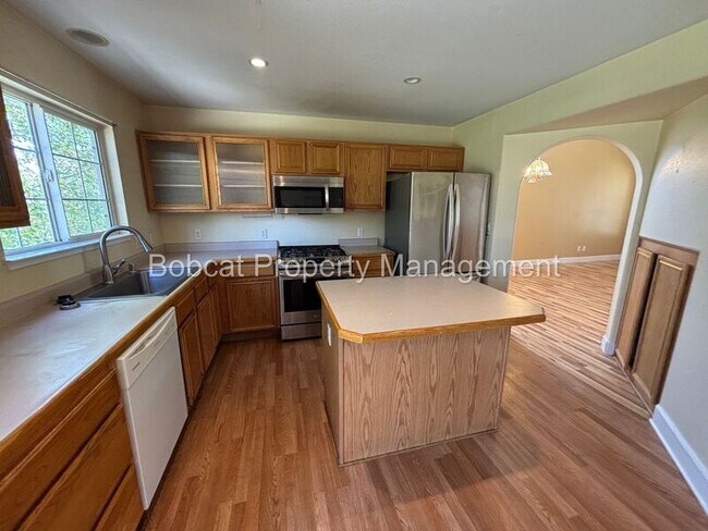 Building Photo - 1477 Ridge Point Dr