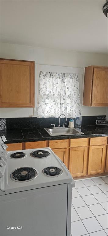 Building Photo - 316 11th Ave NE