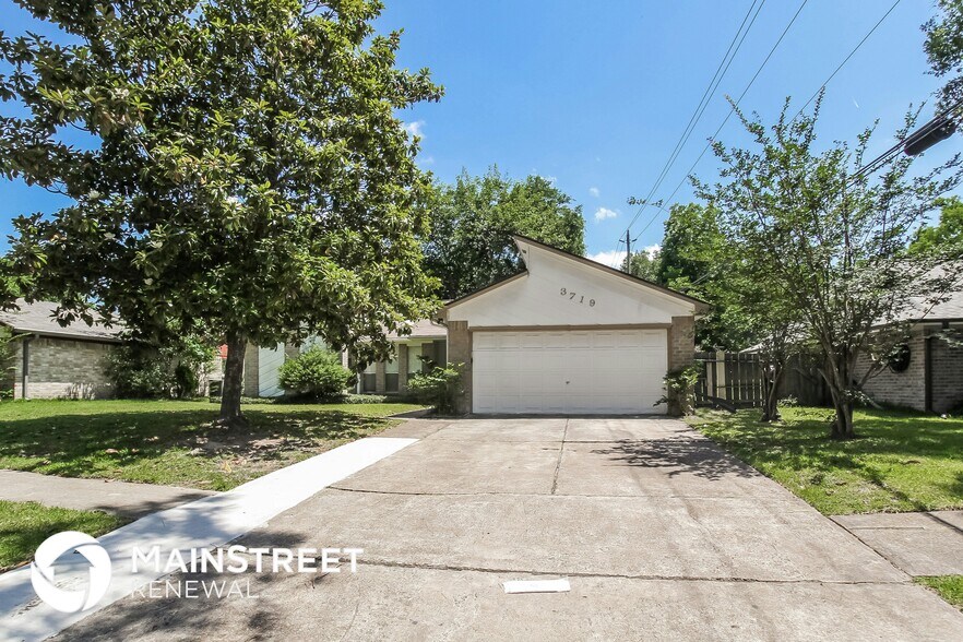Primary Photo - 3719 Lemon Tree Ln