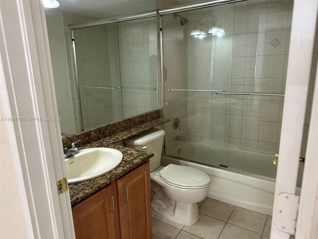 Building Photo - 151 NE 16th Ave