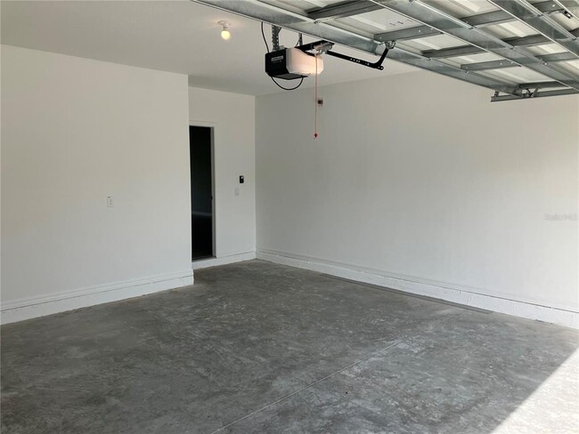 Building Photo - 35694 Kinsey Pt
