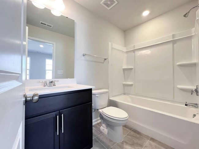 Building Photo - 1988 Rosedale Rdg Ave