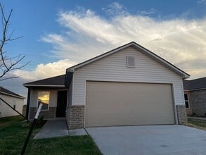 Building Photo - Piedmont Schools