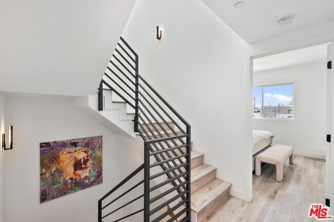 Building Photo - 4912 S Centinela Ave