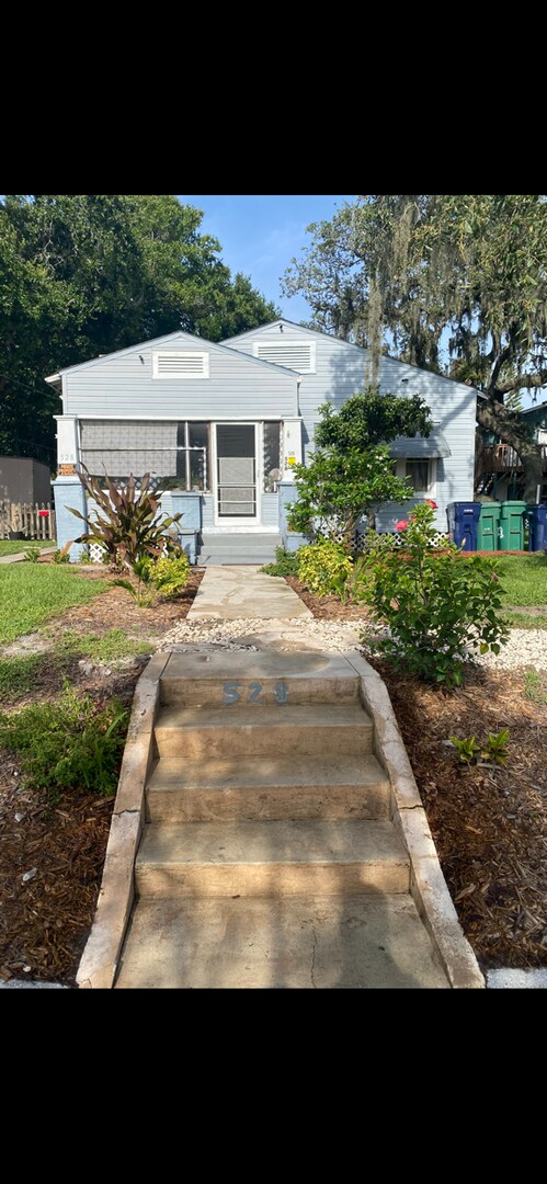 Building Photo - 528 5th Ave W