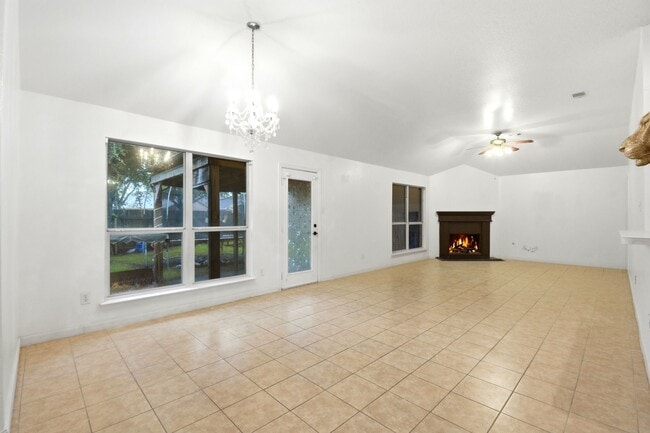 Building Photo - 111 Thunder Basin Dr