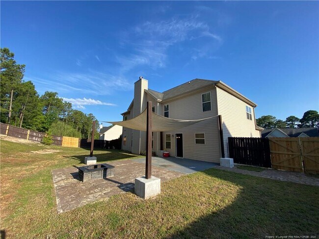 Building Photo - 199 Skycroft Dr