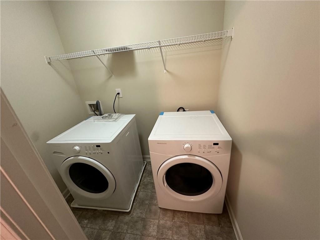 Building Photo - 376 Pernell Dr