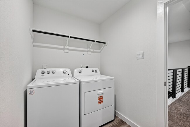 Building Photo - 2937 Amherst Mdw Ln