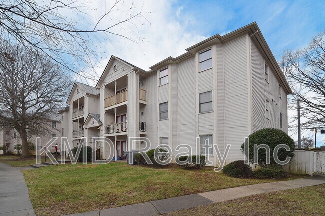 Building Photo - 6120 Meadow Rose Ln