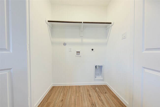 Building Photo - 3146 Savannah Rose Dr